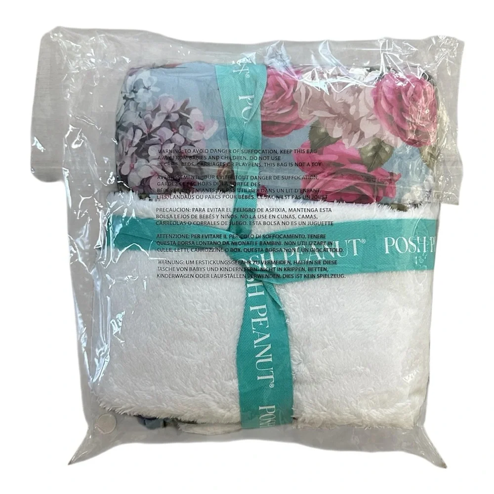 Posh Peanut Floral Lacey Plush Patoo Blanket NWT